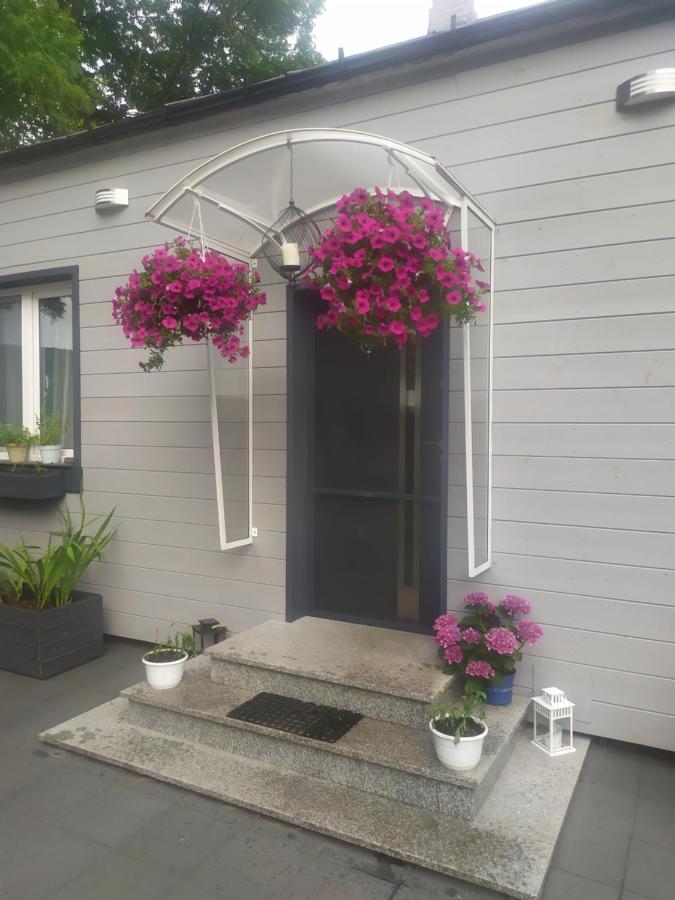 Zakrzewo ZalesieDom W Malowniczej Wsi Z Imprezowa Stodola Hot Tub Jacuzzi别墅 外观 照片